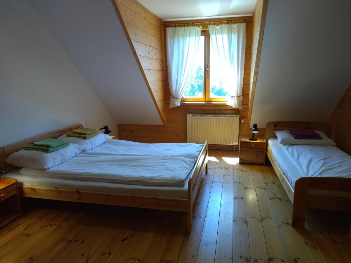 Orlik - Pokoje Goscinne Uscie Gorlickie Exterior foto