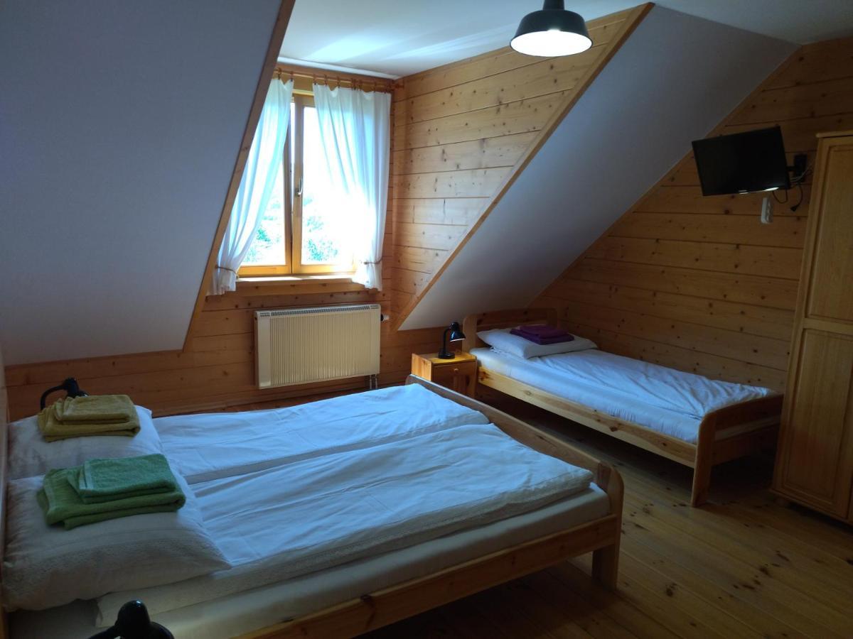Orlik - Pokoje Goscinne Uscie Gorlickie Exterior foto