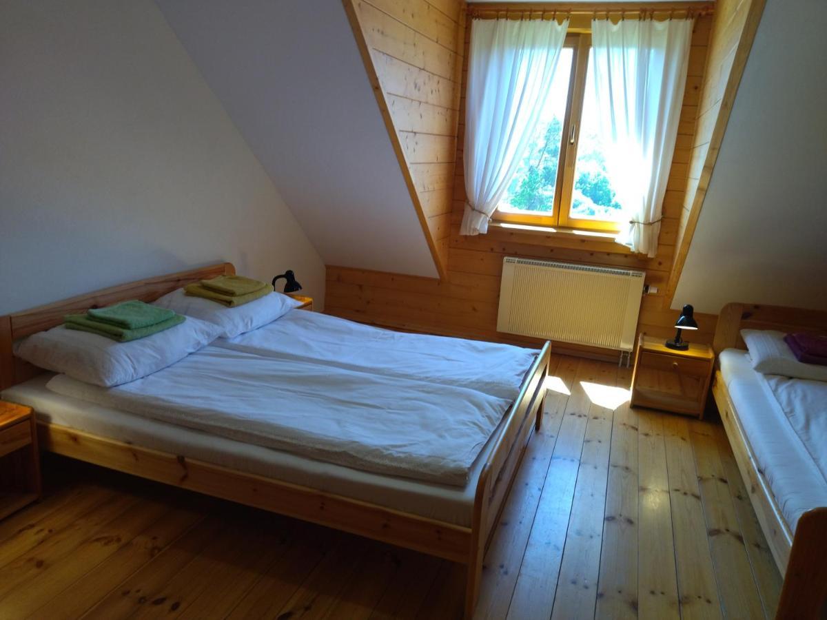 Orlik - Pokoje Goscinne Uscie Gorlickie Exterior foto